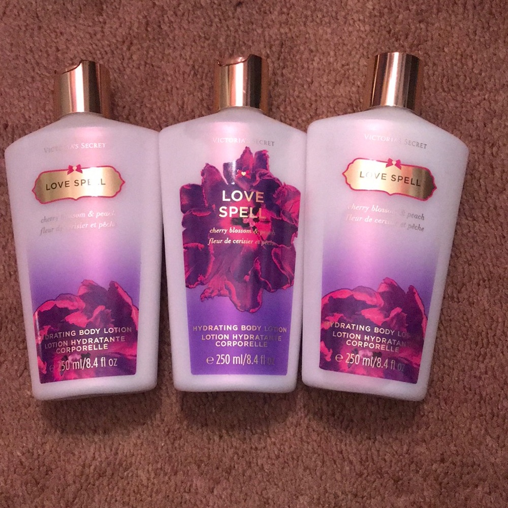 1 bottle of Love spell lotion
